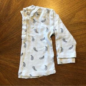 Kate Quinn Unisex black and white organic cotton long sleeve shirt